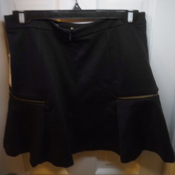 MICHAEL KORS ZIPPER SKIRT NAVY NWT - Picture 2 of 6